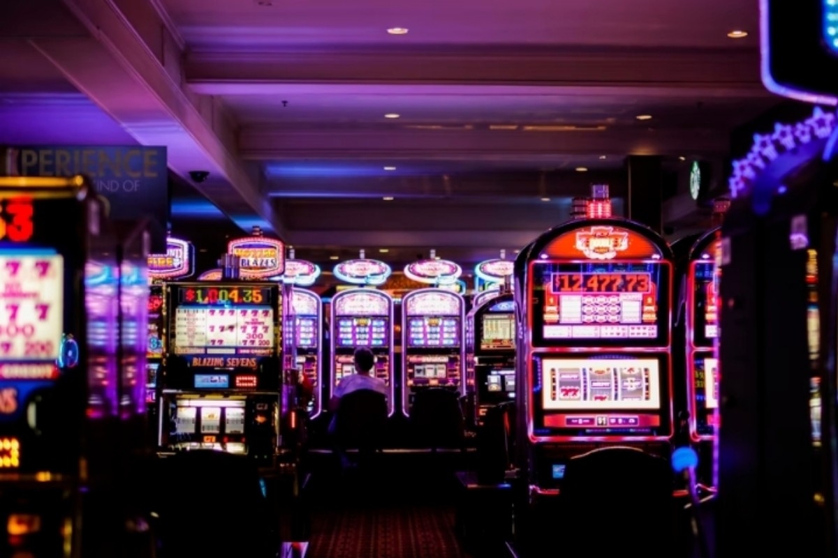 Online Casinos Offer Thrills, Perks and Fun