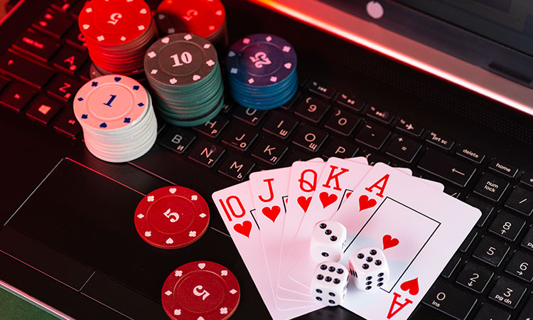 Online Casinos Evolution – A World of Entertainment At Your Fingertips